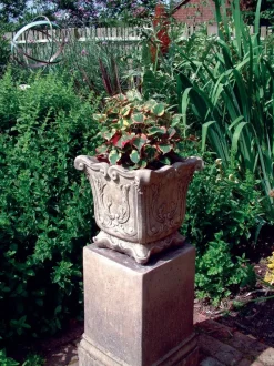 Modena 22 Vase Stone Garden Planter on Pedestal
